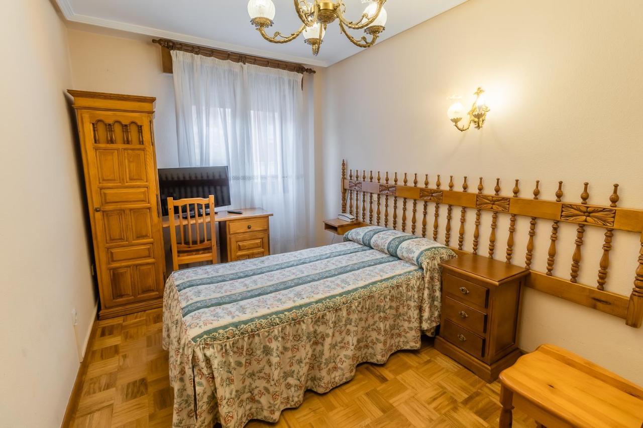Hotel Santo Domingo De Silos Εξωτερικό φωτογραφία